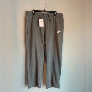 NWT Nike Sweatpants